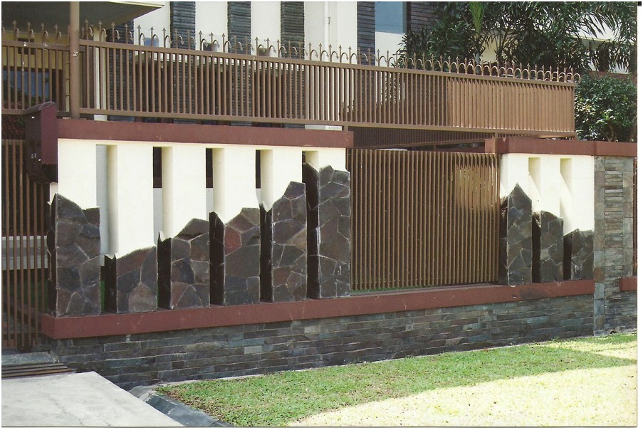 konsep desain pagar rumah minimalis batu alam cantik elegan mewah klasik terbaru unik