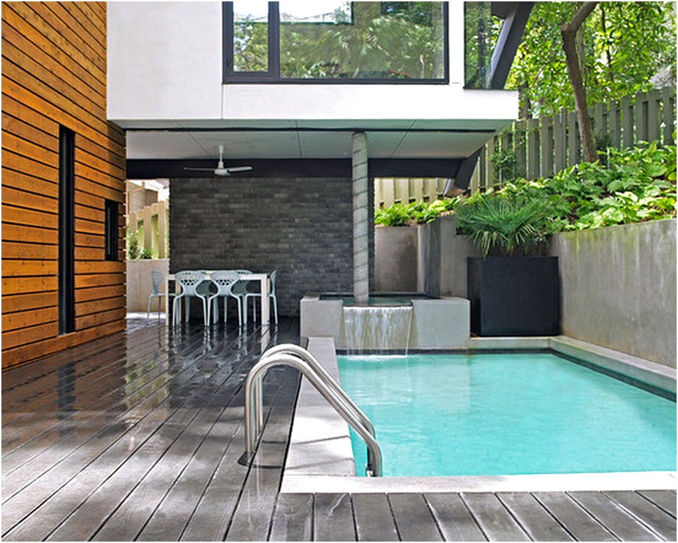 Desain Kolam Renang Mini