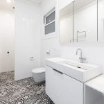 Desain Kamar Mandi Minimalis Dengan Keramik Lantai Kamar Mandi Yang Cantik