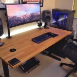 Model Meja Komputer Gaming Terbaru Dari Kayu