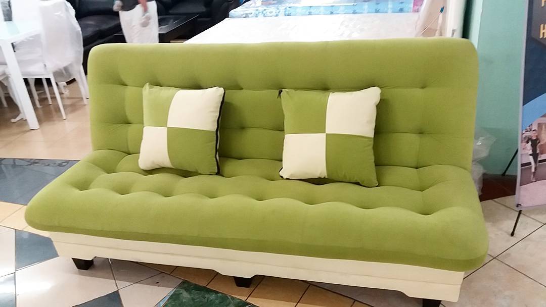 Sofa Santai Untuk Nonton Tv