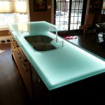 Model Meja Dapur Kaca