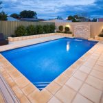 Desain Kolam Renang Mewah Modern